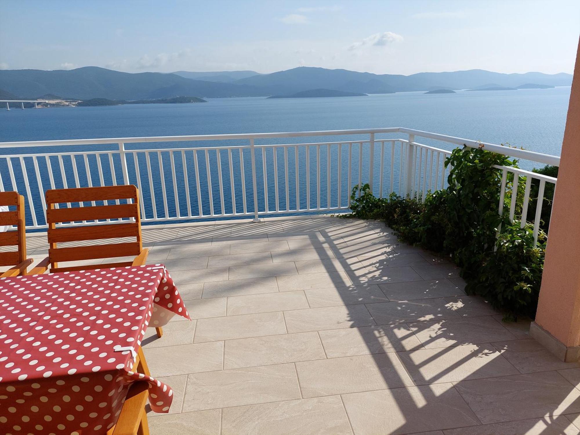Апартаменты Bella Vista Комарна Экстерьер фото